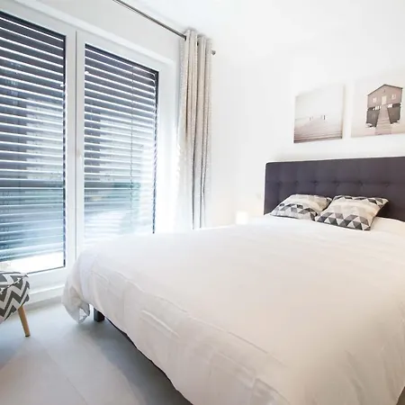 Lux-City Home & Secure Parking *